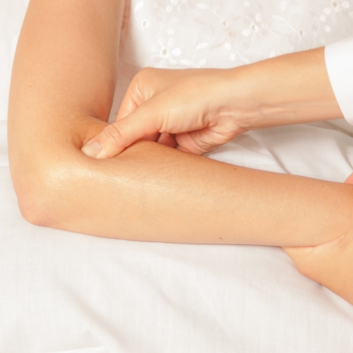 physical-therapy-clinic-trigger-point-therapy-graham-therapy-and-fitness-bethesda-md